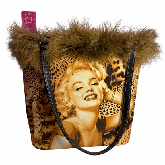 Marilyn Monroe Handbags - Marilyn Monroe Faux-Fur Trim Leopard Print Tote Bag in Brown